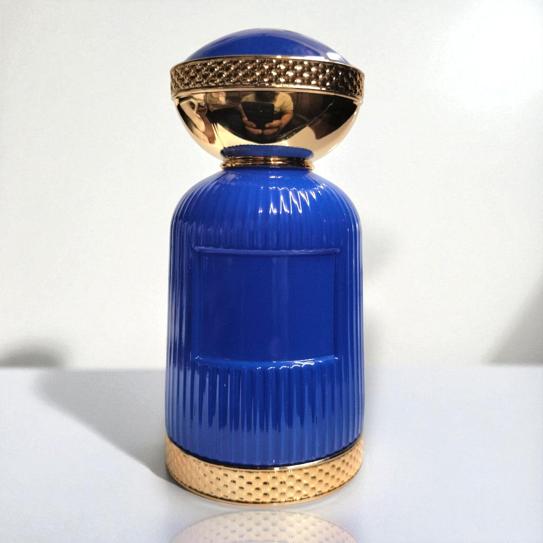 50ml Luxury High-Quality Glass Empty Perfume Bottle with Dome-Shaped Gold-Bottomed Cap