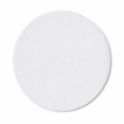 Fanned_stack_of_circular_white_filter_papers_for_laboratory_use